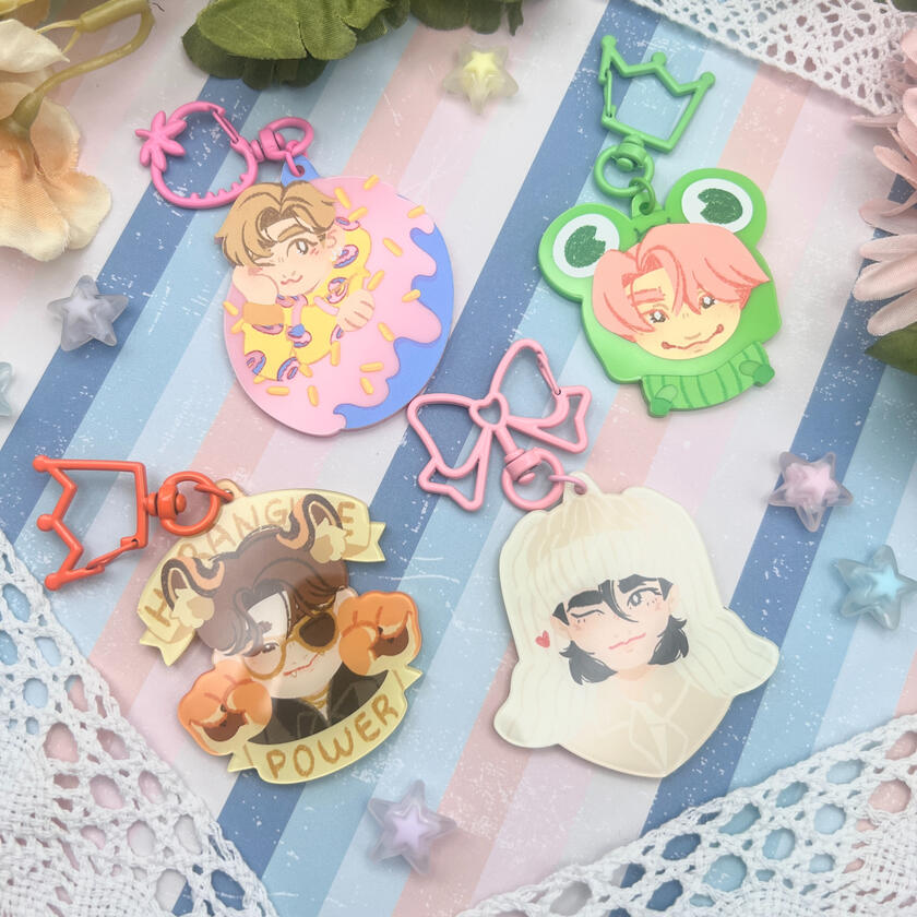 Various K-pop Charms